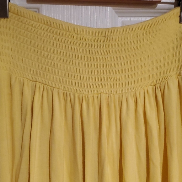 Stretchy strapless dress - Picture 5 of 5